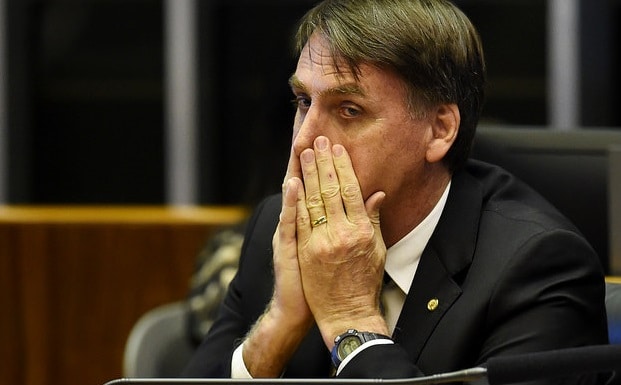 jair bolsonaro contra medicos cubanos mais medicos asilo familias