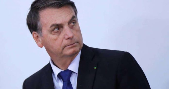 bolsonaro-alterado Presidente Jair Bolsonaro Alterado, diz ter as “armas da democracia” nas mãos