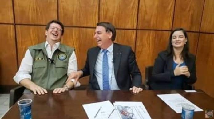 Alexandre-de-Moraes-arquiva-notícia-crime-contra-Ricardo-Salles-no-caso-da-reunião-ministerial Alexandre de Moraes arquiva notícia-crime contra Ricardo Salles no caso da reunião ministerial