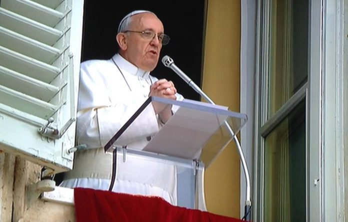 Vaticano-confirma-caso-de-covid-19-na-residência-oficial-do-papa Vaticano confirma caso de covid-19 na residência oficial do papa