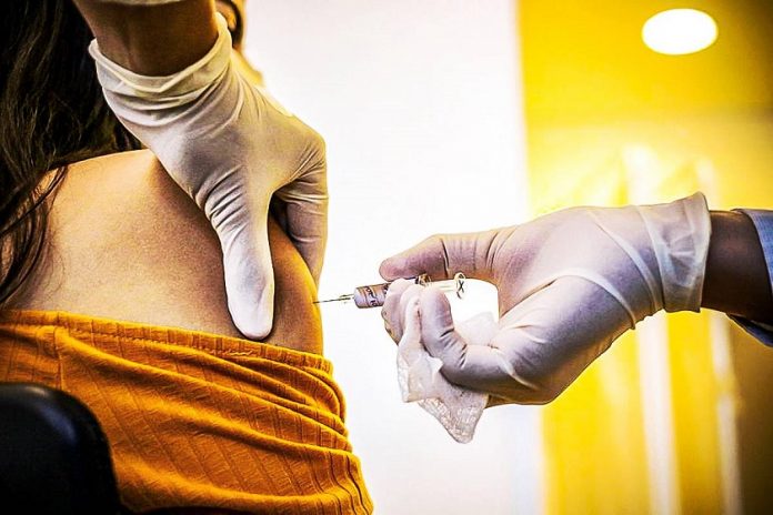 uniao-europeia-compra-vacinas-da-j&j União Europeia compra 400 milhões de doses de vacina da J&J