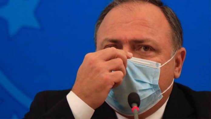 Pazuello afirma para prefeitos que vacinação começa próximo dia 20 Pazuello afirma para prefeitos que vacinação começa próximo dia 20