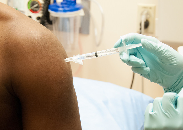 Primeiras doses da vacina do covid-19 chega ao Rio