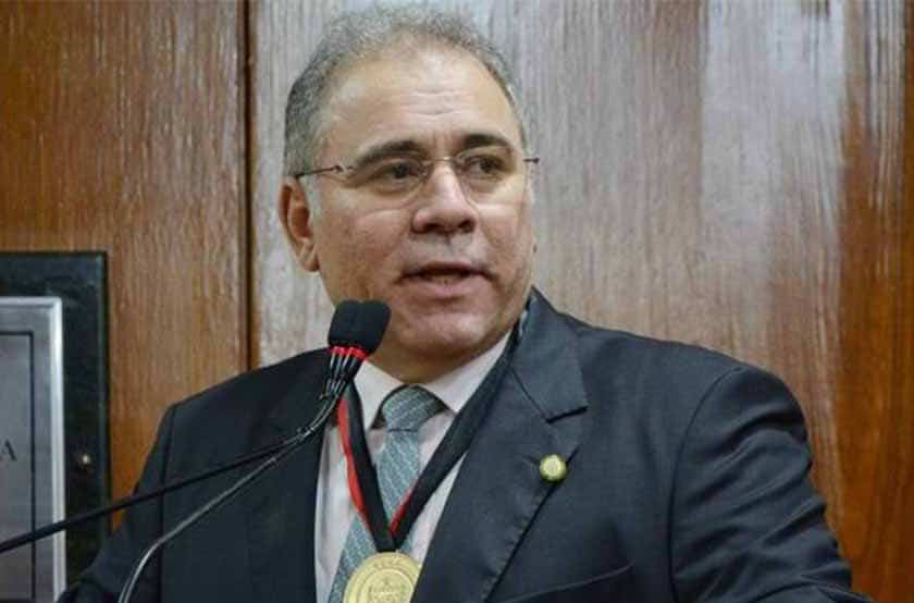 Marcelo Queiroga - Bolsonaro anuncia criação de comitê contra pandemia
